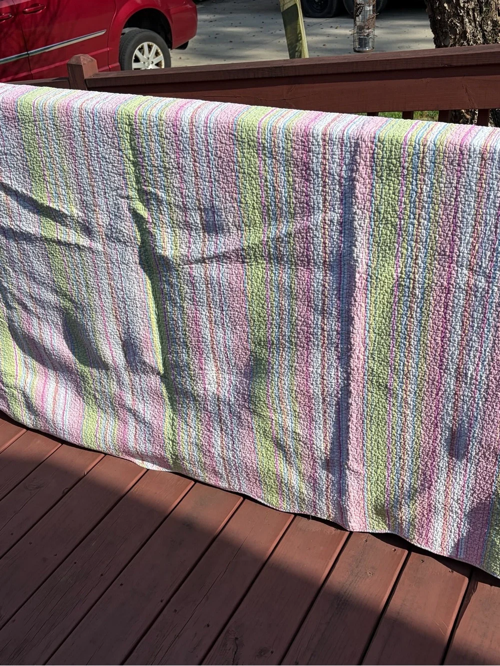 Full Size quilt bedspread pastels